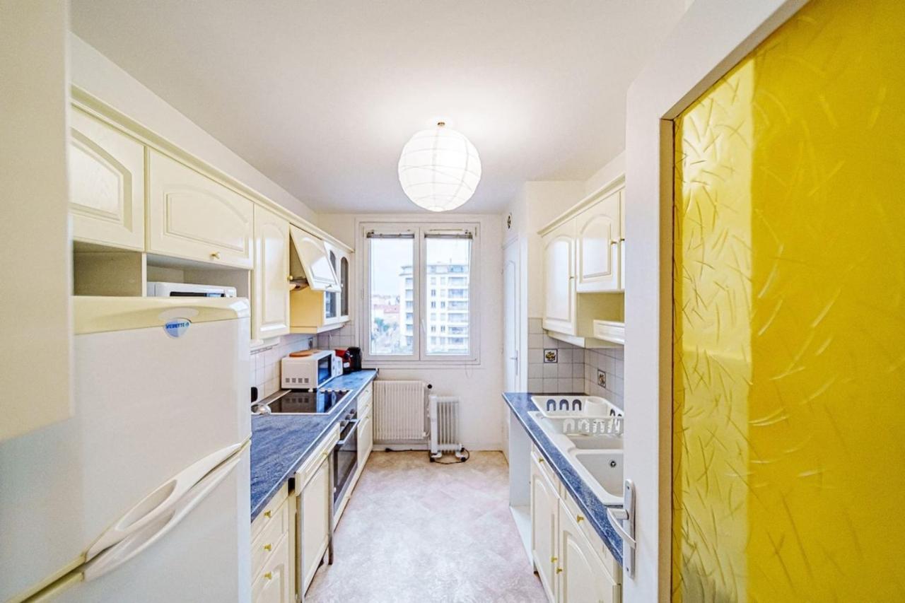 The Billon-Spacious 8 People Balcony-Metro Gratte Ciel Villeurbanne Exterior foto