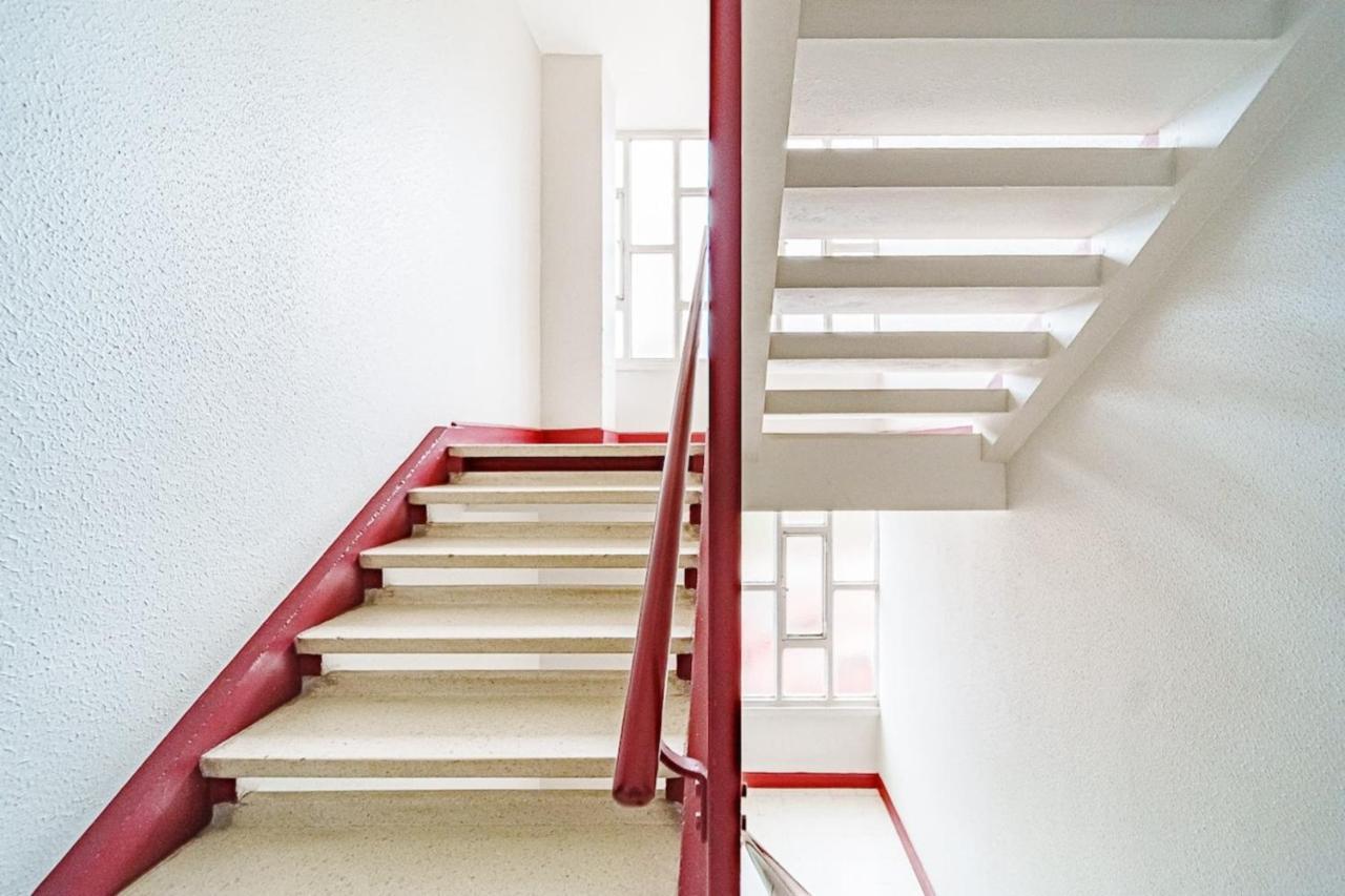 The Billon-Spacious 8 People Balcony-Metro Gratte Ciel Villeurbanne Exterior foto